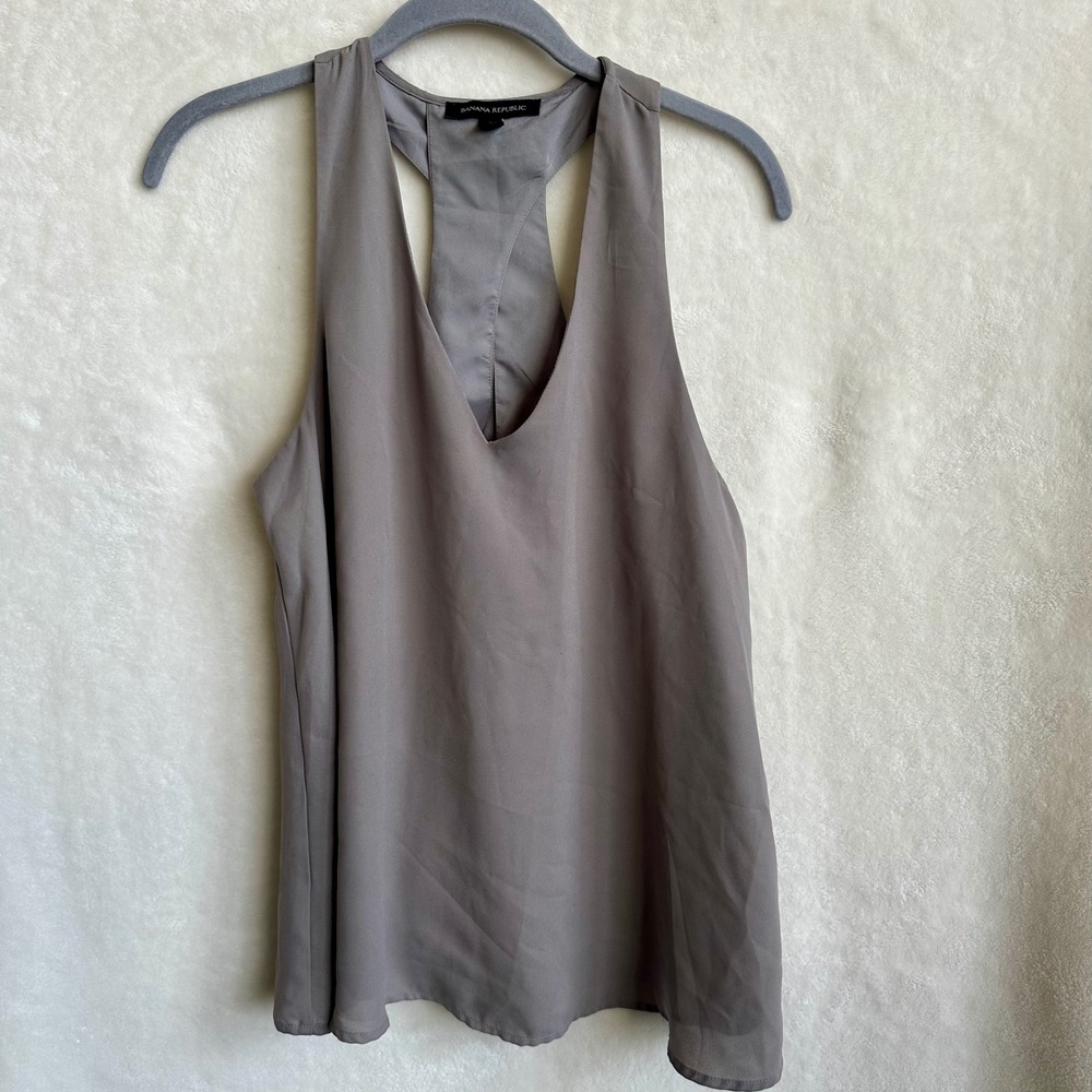 Banana Republic Taupe Gray Sleeveless V-Neck Tank